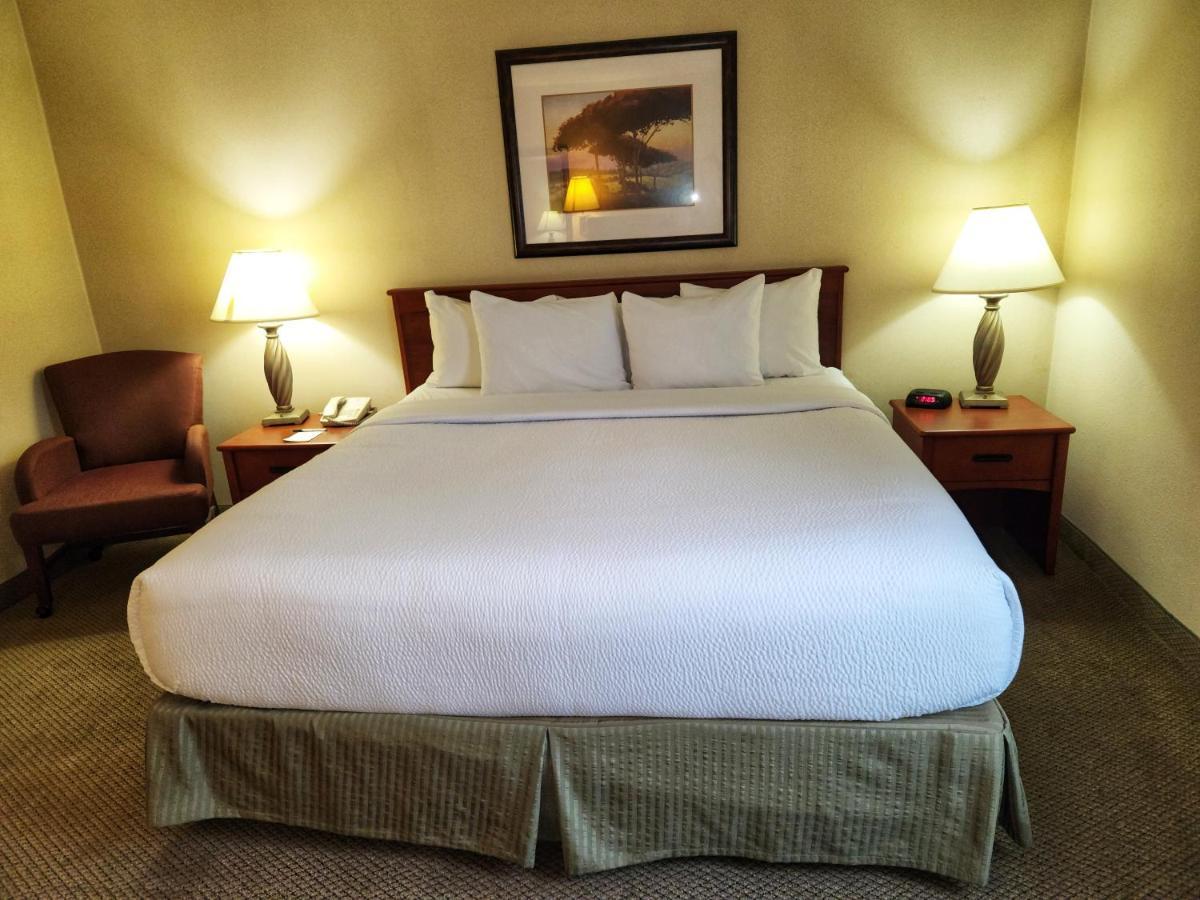 La Quinta By Wyndham Appleton College Avenue Hotel Buitenkant foto