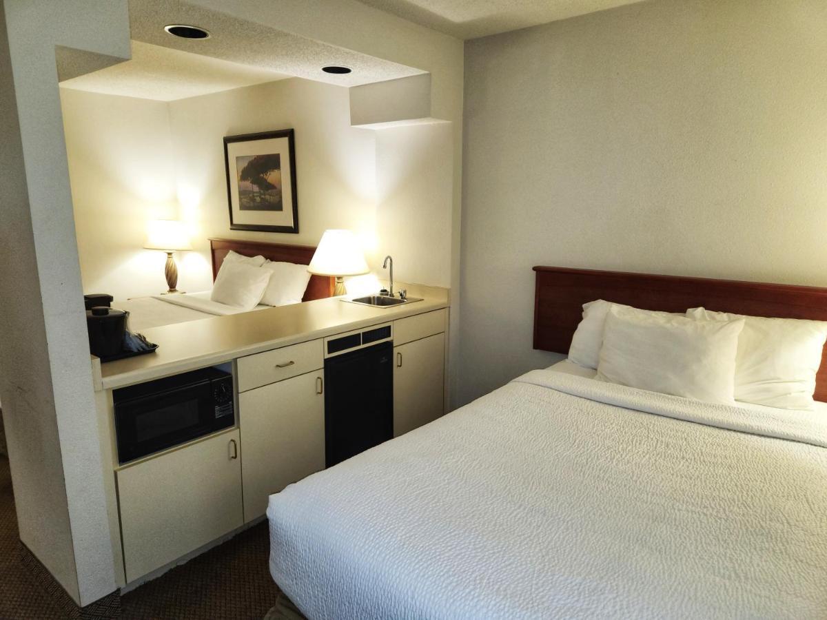 La Quinta By Wyndham Appleton College Avenue Hotel Buitenkant foto